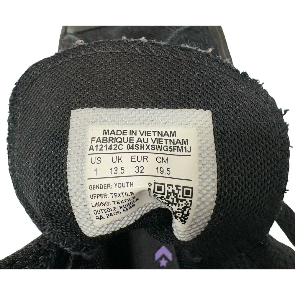 Converse All Star Chuck Taylor : Alien / UFO GITD Unisex Kids US Size 1 Roswell